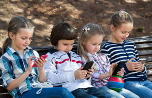 kids-with-mobile-devices-small